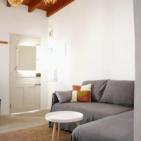 Cozy Townhouse With Patio Apartamento